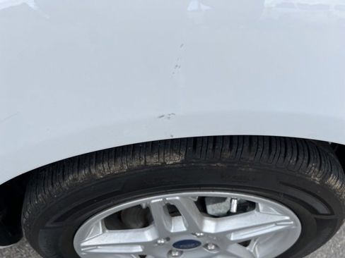 Used 2018 Ford Fiesta SE image 17