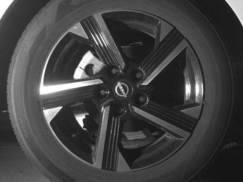 Used 2025 Nissan Sentra SV image 15