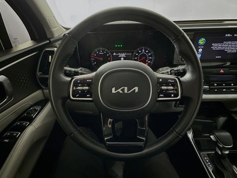 Used 2022 Kia Sorento SX image 12