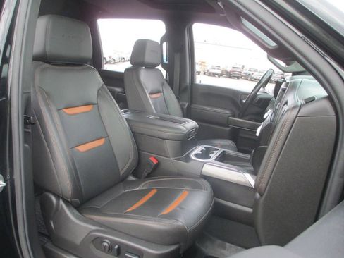 Used 2022 GMC Sierra 2500 AT4 w/ AT4 Premium Plus Package image 23