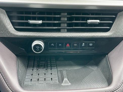 Used 2025 Ford Explorer Platinum w/ LUX Leather Package image 56