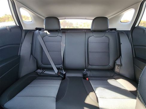 New 2026 Chevrolet Trax LT w/ Driver Confidence Package image 25