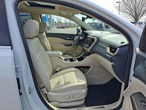 Used 2022 GMC Acadia Denali w/ Denali Ultimate Package image 28