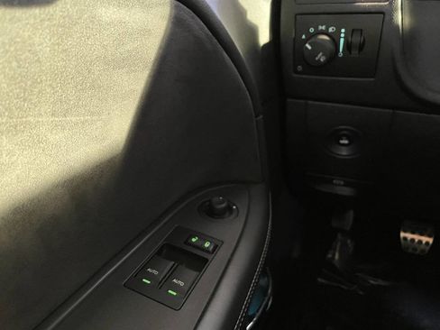 Used 2009 Dodge Challenger SRT8 image 36