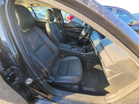 Used 2024 MAZDA MAZDA3 s FWD image 9