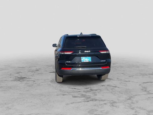 New 2025 Jeep Grand Cherokee Limited image 7