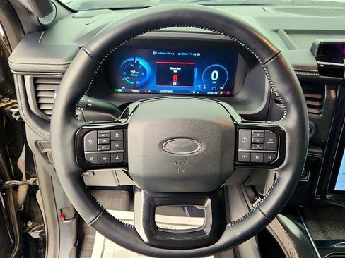 Used 2023 Ford F150 Lightning Platinum image 14