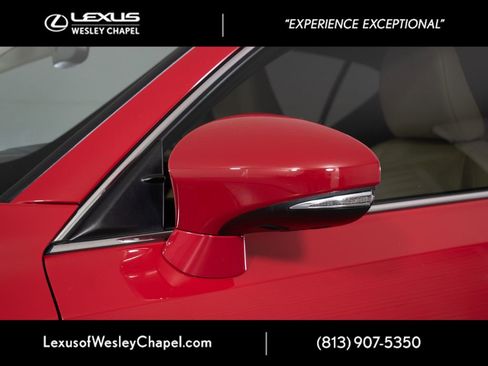 Used 2015 Lexus CT 200h w/ Navigation Package FWD image 12