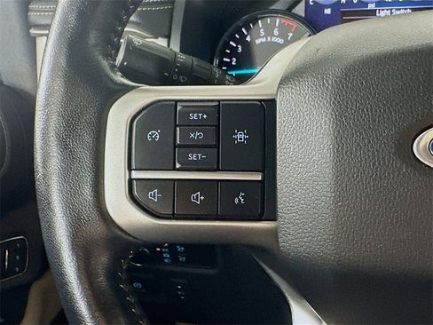 Used 2023 Ford Expedition Max XLT image 25