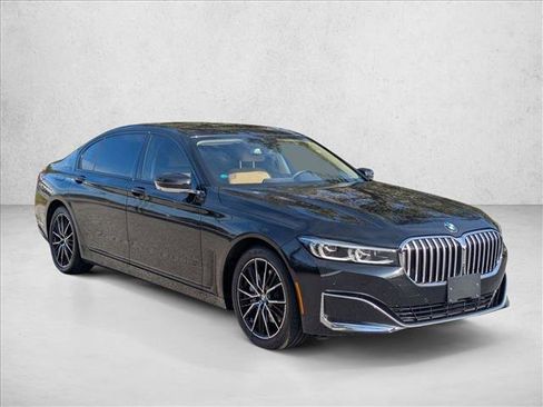 Used 2022 BMW 740i 740i image 3