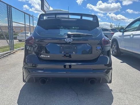 Used 2017 Ford Focus RS AWD/4WD image 11