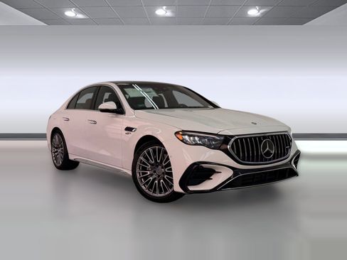 New 2026 Mercedes-Benz E 53 AMG e 4MATIC Sedan image 6