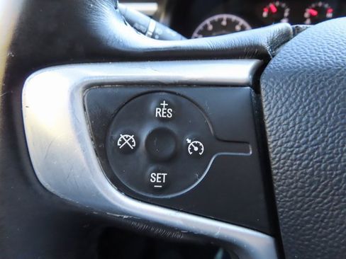 Used 2017 GMC Acadia SLE image 24