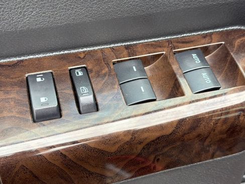 Used 2014 Ford F350 Platinum AWD/4WD image 13