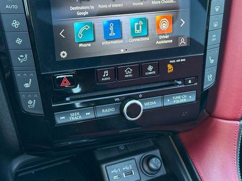 Used 2024 INFINITI QX50 Sport image 25