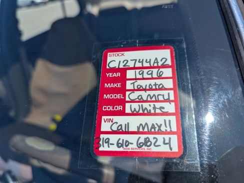 Used 1996 Toyota Camry LE FWD image 35