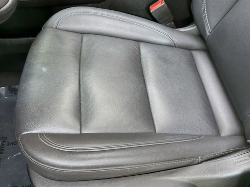 Used 2022 Chevrolet Tahoe LT w/ Luxury Package image 22