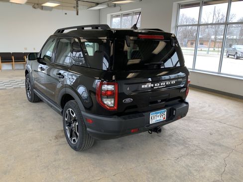 Used 2023 Ford Bronco Sport Outer Banks w/ Tech Package image 8