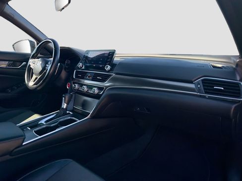 Used 2022 Honda Accord Sport image 30