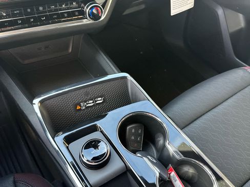 New 2026 Chevrolet Equinox RS w/ Convenience Package III image 28