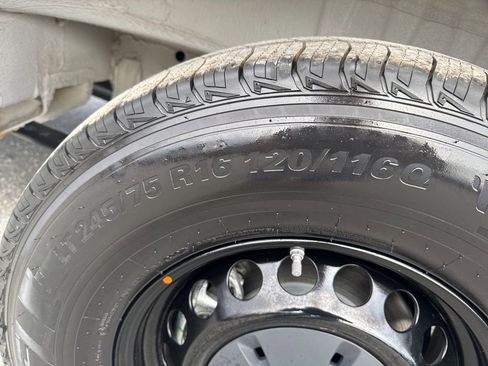 Used 2025 Mercedes-Benz Sprinter 2500 image 26