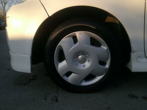 Used 2005 Scion xB image 22