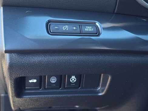 Used 2022 Nissan Maxima SR w/ Sport Mat Group image 25