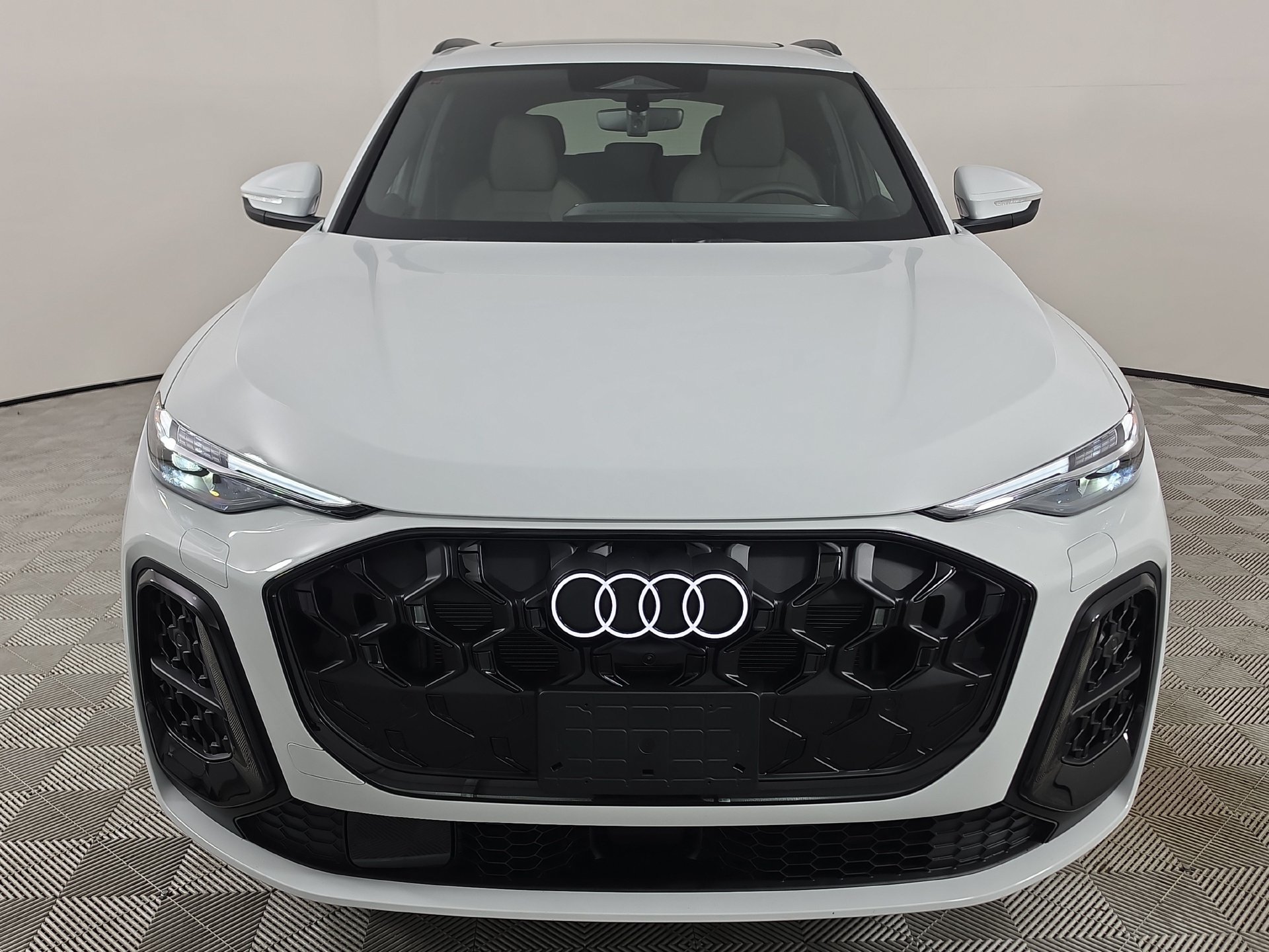 New 2026 Audi Q5 Premium Plus AWD/4WD image 2