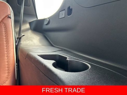 Used 2023 GMC Yukon Denali Ultimate AWD/4WD image 45