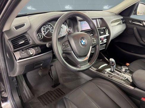 Used 2017 BMW X3 sDrive28i image 4