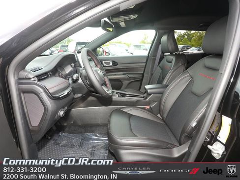 New 2025 Jeep Compass Trailhawk w/ Trailhawk Convenience Group image 10