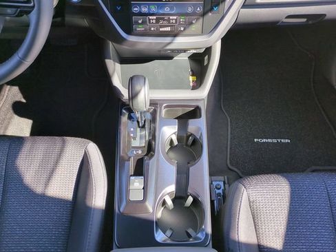 Used 2026 Subaru Forester Premium AWD/4WD image 17