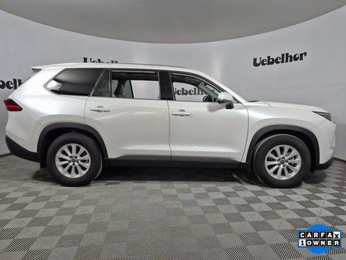 Certified 2024 Toyota Grand Highlander XLE image 8