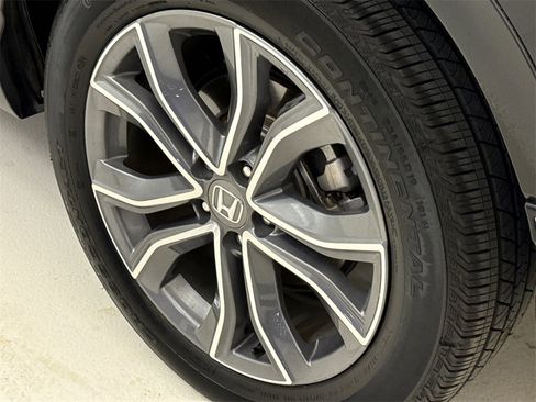 Used 2020 Honda CR-V Touring image 12