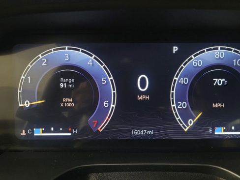 Used 2023 Jeep Grand Cherokee Limited image 19