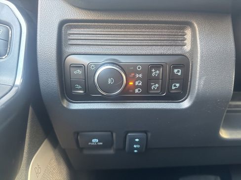 New 2026 Ford F250 Platinum w/ Tremor Off-Road Package image 42