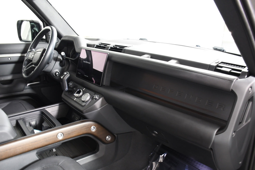 Used 2023 Land Rover Defender 110 X AWD/4WD image 19