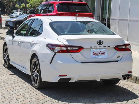 Certified 2023 Toyota Camry SE FWD image 7