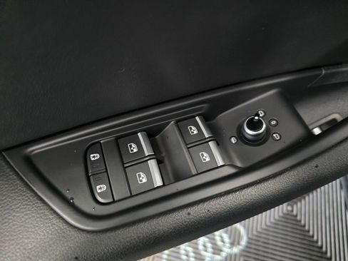 Used 2023 Audi A4 2.0T Premium w/ Convenience Package AWD/4WD image 30