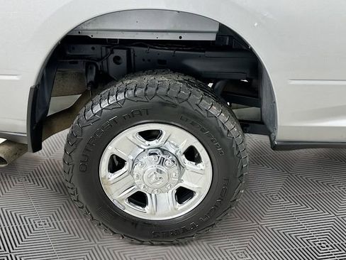 Used 2020 RAM 2500 Big Horn image 29
