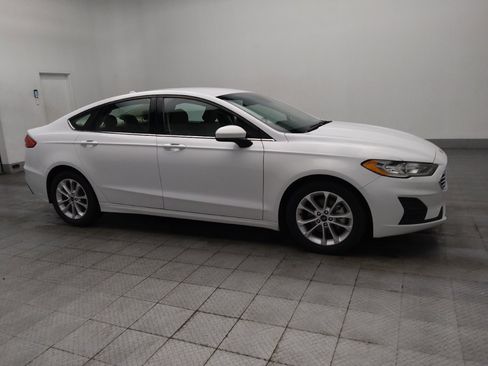 Used 2020 Ford Fusion SE FWD image 11