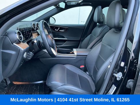 Used 2023 Mercedes-Benz C 300 4MATIC Sedan image 9
