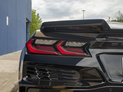 Used 2024 Chevrolet Corvette Z06 image 11