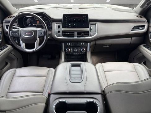 Certified 2022 GMC Yukon SLT w/ SLT Luxury Package image 19