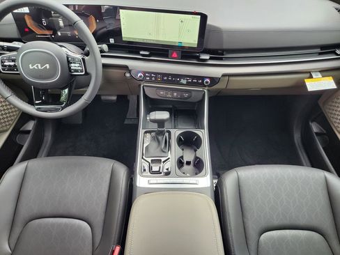 New 2026 Kia Carnival EX FWD image 20