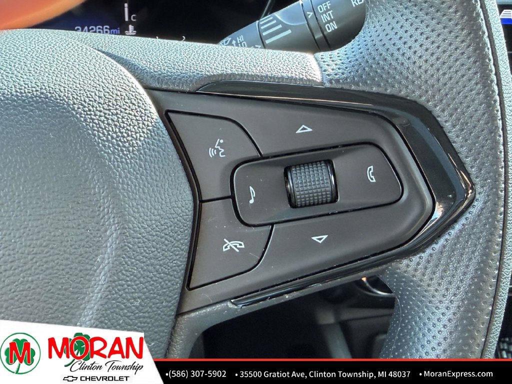 Used 2025 Chevrolet TrailBlazer LT AWD/4WD image 24