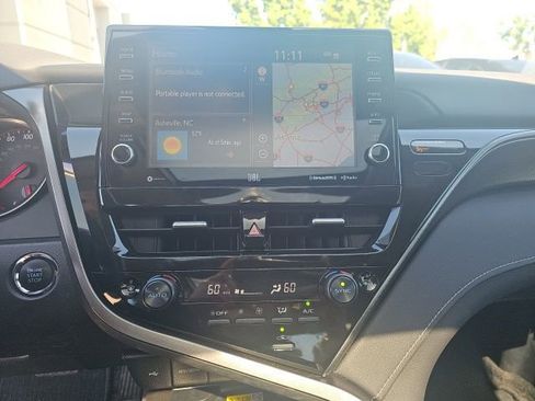 Used 2022 Toyota Camry XSE w/ Navigation Package image 4