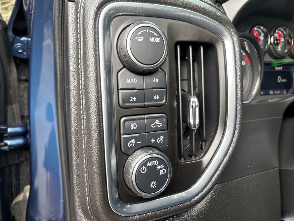 Used 2020 Chevrolet Silverado 1500 RST w/ All-Star Edition AWD/4WD image 21