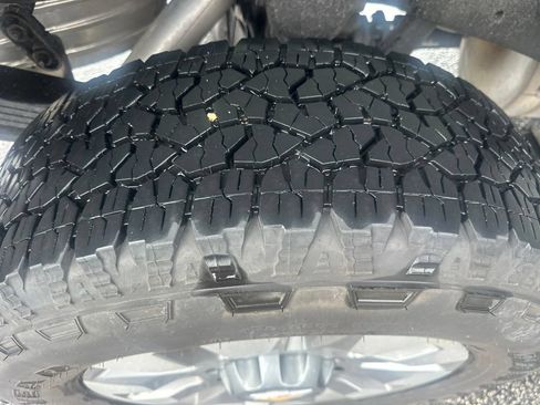 Used 2026 Chevrolet Silverado 2500 Custom RWD image 15