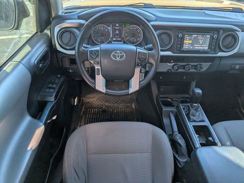 Used 2016 Toyota Tacoma 2WD Double Cab image 8